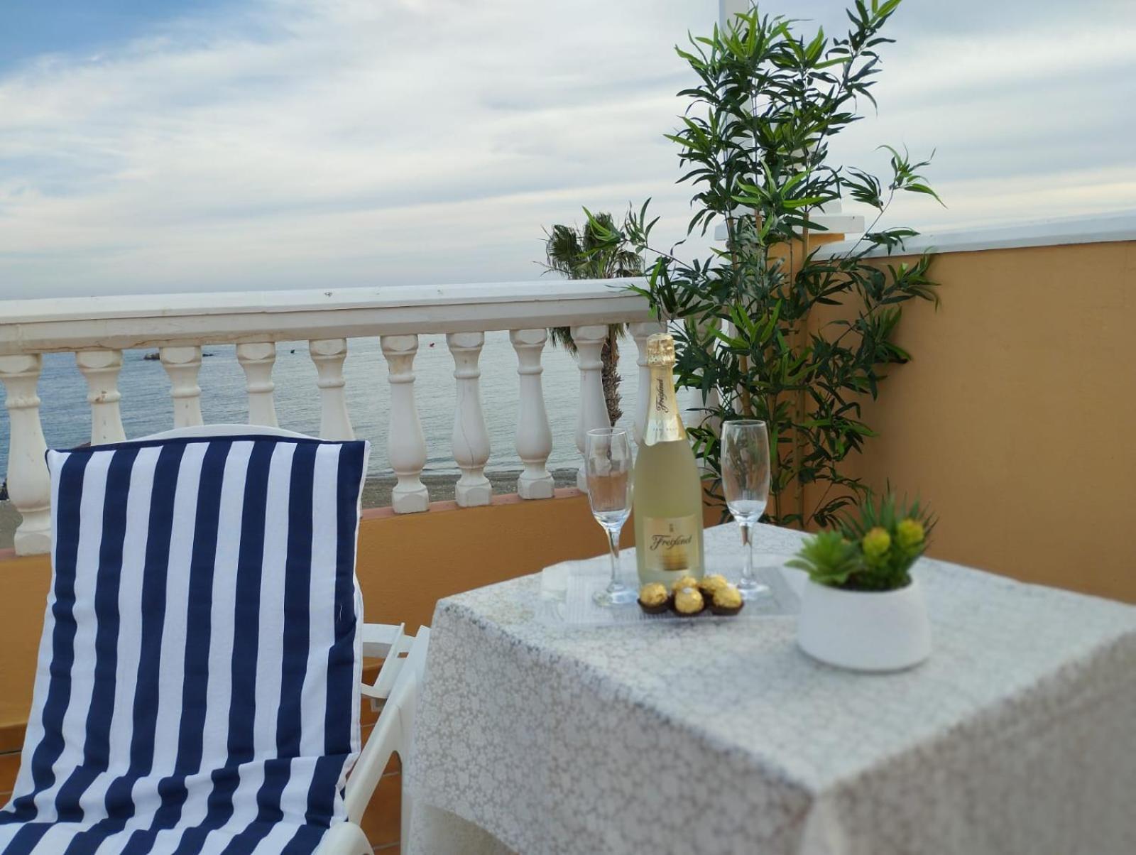 Apartamentos Playacala La Cala Del Moral エクステリア 写真